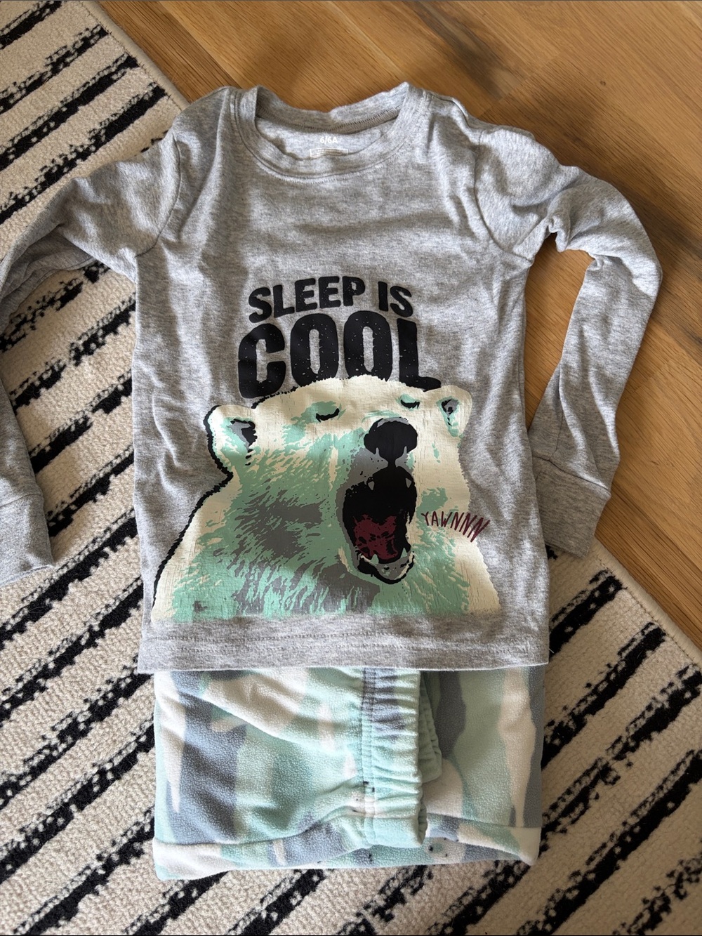 Boys fall/winter clothing bundle size 6 - Picture 2 of 7